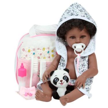 Imagem de Bebê Reborn Menina Negra Saída de Banho Pandinha Bolsa Itens - Cegonha
