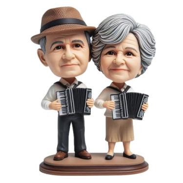 Imagem de Acordeão personalizado Duo Bobblehead feito à mão presente ideal para aficionados de música captando momento de desempenho harmonioso decoração de mesa exclusiva celebrando a colaboração artística