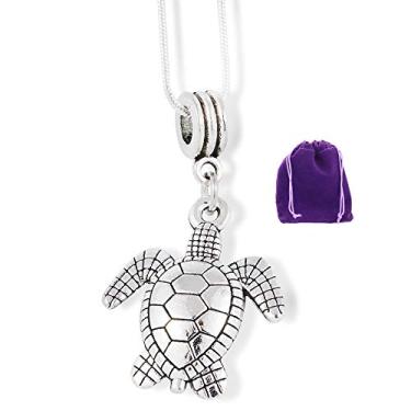 Imagem de Colar de corrente de cobra grande com pingente de tartaruga marinha da Emerald Park Jewelry