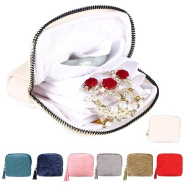Imagem de YAIZLBCA Pequena caixa de joias de viagem, presentes de viagem para mulheres, bolsa organizadora de joias de veludo macio, bolsa de armazenamento para pulseiras, anéis de brincos, colares