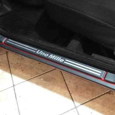 Imagem de Kit Soleiras Super Protetoras + Para-Braços Fiat Uno Mille - 4 portas 