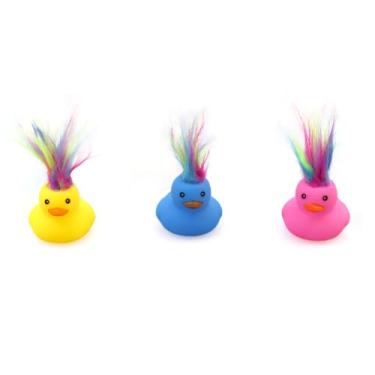 Imagem de 3 Pack Jeep Crazy Hair Rubber Ducks Car Ornaments Fun Dashboard Decor Jeep Ducks with Rainbow Wigs for Jeep Wrangler Gladiator Ducking Games