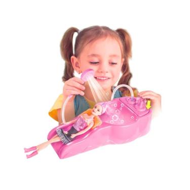 Imagem de Brinquedo com Lavatório e Boneca Salão Cabelereiro com Função Água de Verdade Plástico Lua de Cristal