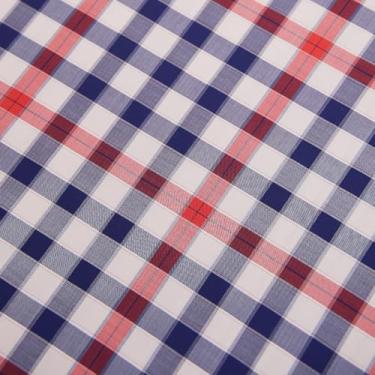 Imagem de Tecido 100 % algodão xadrez do The Yard, tecido de popelina de algodão adequado para vestidos da moda, camisas, saias, acolchoado e artesanato (grades azuis, brancas e vermelhas, 2 jardas)