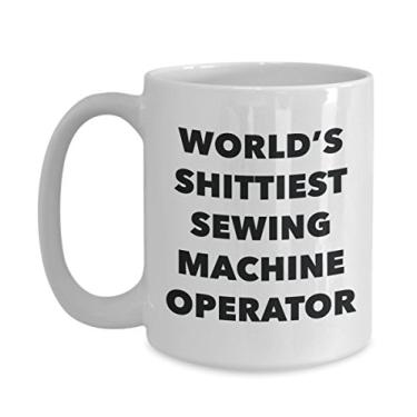 Imagem de Caneca de café operadora de máquina de costura – Operador de máquina de costura mais do mundo – Presentes para operador de máquina de costura