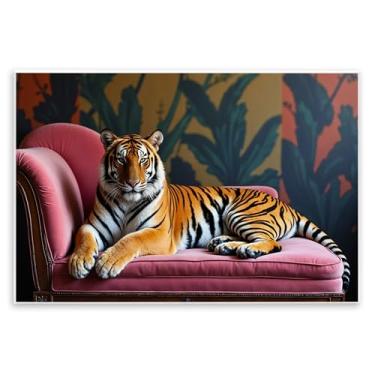 Imagem de Stupell Industries Arte de placa de parede Exotic Tiger Lounging, design por Lettered and Lined, 13 x 19
