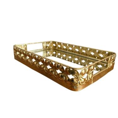 Imagem de Bandeja Retangular Metal com Alças - Espelho 34cm para Decoração e Organização com Fundo Espelhado e Borda de Flores