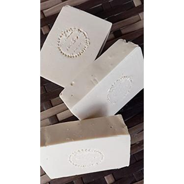 Imagem de Kit 3 Sabonetes Artesanais Argila Branca Clareador Cicatrizante - enriquecido com óleo de côco, óleo de amêndoas e extrato de calêndula - 100 gramas cada sabonete