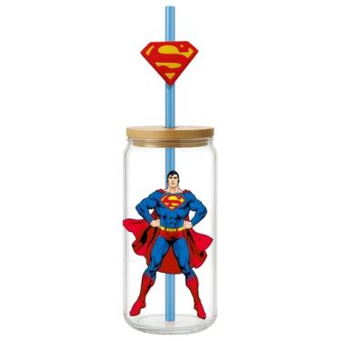 Imagem de Spoontiques Copo Superman com tampa e pingente de palha, vidro decorativo de 567 g - 17 cm de altura, canudo incluído, ideal para bebidas quentes e frias