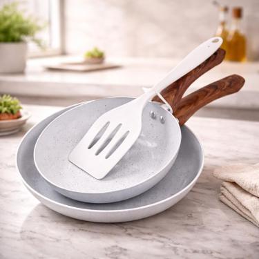 Imagem de Conjunto de Frigideiras Lecce Kit Indução Aço Inox Revestimento Cerâmico 20cm e 24cm Antiaderente Branco Studios
