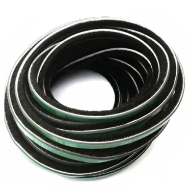 Imagem de ESCOVA FITA VEDAÇÃO 7.5X6 PRETO ROLO C/50 MTS ADESIVA JANELA PORTA ALUMINIO