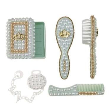 Imagem de Kit higiene de bebê com Escova Pente Saboneteira prendedor de Chupetac