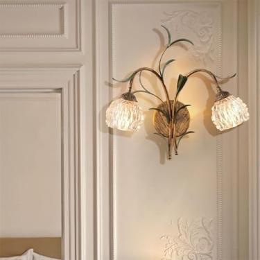 Imagem de Arandelas de parede vintage com flores e cúpula de vidro verde em formato de tulipa, em latão, com fiação elétrica e interruptor. Ideais para hall de entrada, sala de estar, escritório ou so