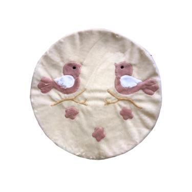 Imagem de Tapete Pelúcia Pássaros Birds 90cm x 90cm Quarto Infantil Base Emborrachado - Palha com Rosê