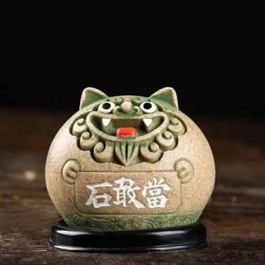 Imagem de Qyuena Xiamen Jinmen Okinawa estilo redondo Shisa Lions Foo Dogs Lucky Desk Decor requintado artigos de decoração de casa de casa interior (cinza areia, grande)