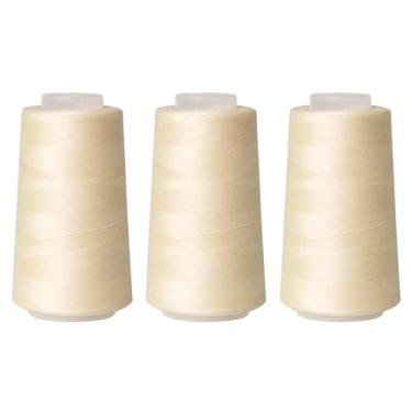 Imagem de KEPYDRMTF Conjunto de cone de linha de costura, pacote com 3 fios Serger, 3000 metros cada, linha multiuso para costura, acolchoamento, máquinas, overlock, Merrow e bordado à mão (bege x 3)