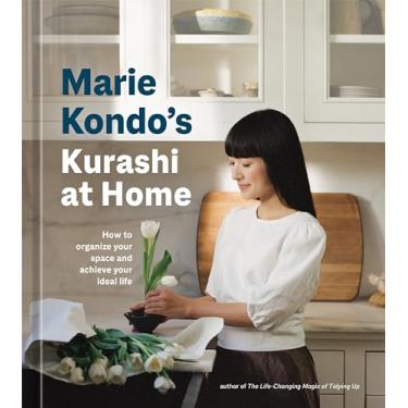 Imagem de Marie Kondo's Kurashi at Home: How to Organize Your Space and Achieve Your Ideal Life