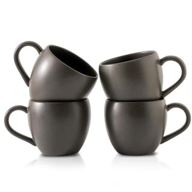 Imagem de Tikooere Conjunto de 4 canecas de café, chávenas de café de cerâmica de 473 ml para chá, leite, cereal, cappuccino, copos de latte de porcelana com alça grande, canecas de café de grés para presentes de inauguração de casa de Natal, preto