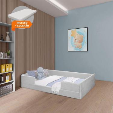 Imagem de Cama Montessoriana De Criança Com Colchão Luana Em Madeira Maciça Com Revestimento Em Tecido Cinza