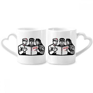 Imagem de Conjunto de canecas de porcelana para casal, soldado chinês e antologia da Mao Zedong, coração com alça de coração