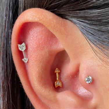 Imagem de Microbell reto prata 925 flecha com zircônias cristal, DOURADO / 8MM