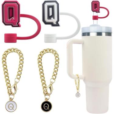 Imagem de 4 peças de acessório de garrafa de água com letras fofas compatíveis com copos Stanley, tampa de cobertura de canudo à prova de poeira de silicone, pingente de chaveiro de copo personalizado