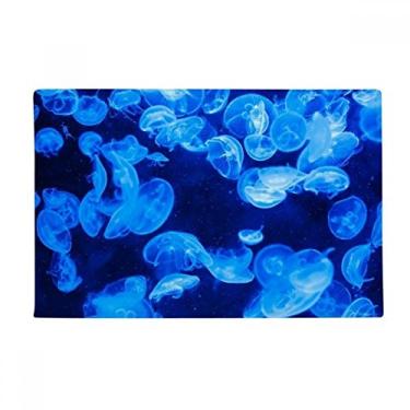 Imagem de DIYthinker Tapete antiderrapante para porta de banheiro Deep Blue Jellyfish Science Nature Ocean Ground