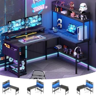 Imagem de Aheaplus Mesa de jogos em forma de L com tomadas elétricas e luzes LED, mesa pequena em forma de L para computador com suporte para monitor e prateleira de armazenamento, mesa de escritório em casa
