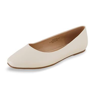 Imagem de CUSHIONAIRE Women's Skipper Flat with +Memory Foam, Wide Widths Available, Ivory 9.5