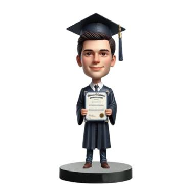 Imagem de Bobblehead masculino de formatura com certificado à mão feito à mão a partir de sua foto, presente atencioso para primos companheiros quarto decoração de escritório lembrança marcação formatura
