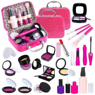 Imagem de Pacote kit de maquiagem para meninas. As crianças fingem brincar de maquiagem - com bolsa de cosméticos.