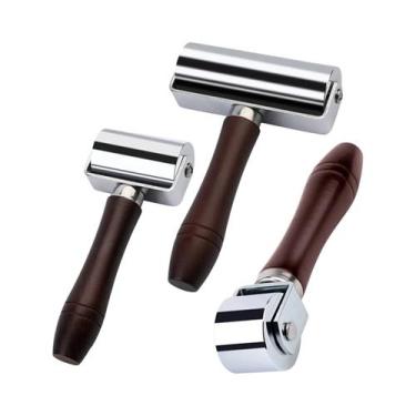 Imagem de Ferramenta De Rolagem De Bordas De Couro Com Cabo De Madeira KRABALL F