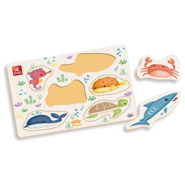 Imagem de Ache E Encaixe Dos Bichos Mar Em Madeira