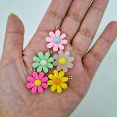 Imagem de Pingentes Sortidos diversos modelos Para Fazer Pulseira Colar Brincos 