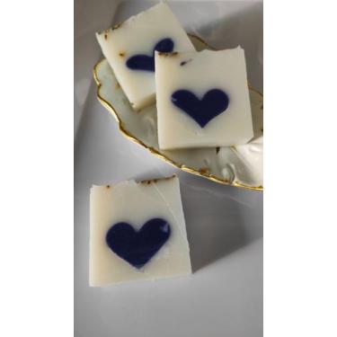 Imagem de Sabonete em Barra Artesanal de Lavanda Candle - Flor e Aroma Saboaria 