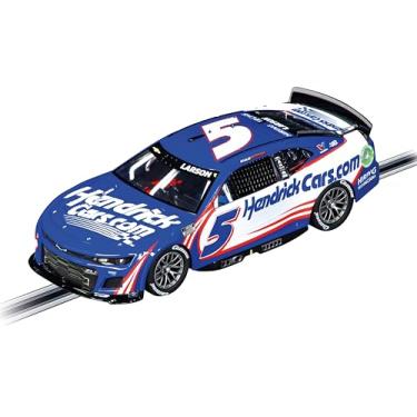 Imagem de Carrera 32004 NASCAR Camaro NextGen ZL1 Hendrick Motorsports, Kyle Larson, No.5 1:32 Scale Digital 132 Slot Car