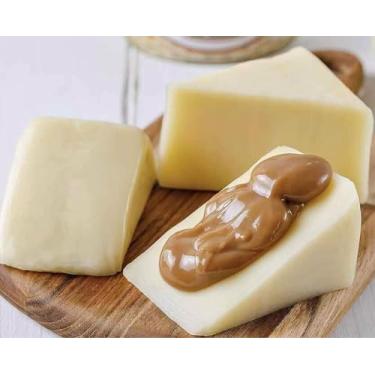 Imagem de Combo Queijo Minas Meia Cura 1kg + Doce de Leite Pastoso 500g