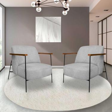 Imagem de Kit 2 Poltronas Sala de Estar Pés em Ferro Preto Braço Madeira Maciça 86cm Thane Bouclê Cinza G63 - Gran Belo