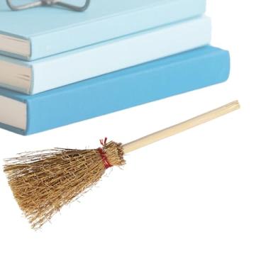 Imagem de Vassoura de bruxa – Palha minúscula de Halloween | Decoração de móveis de casa de boneca para festa, teatro, apresentação, palco, festival, celebração, baile de , reunião de família