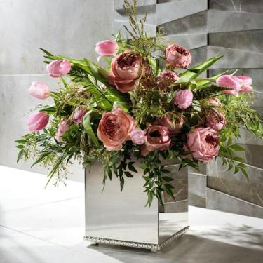 Imagem de Centro de Mesa Quadrado Spyke Pequeno Prata - St James