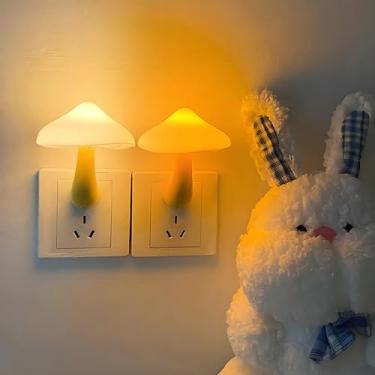 Imagem de Sensor de luz noturna de cogumelo LED – Plug-in parede sonho cama quarto luz noturna bonito lâmpada de cogumelo decoração cottagecore para quarto, banheiro, escadas, corredor, amarelo quente + branco