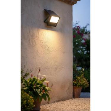 Imagem de Refletor Solar LED 200W Branco Frio IP67 Potente e Econômico - Congrat
