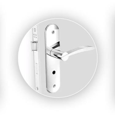 Imagem de Fechadura Horus Banheiro Reta Cromado ESP43 40x53 Soprano