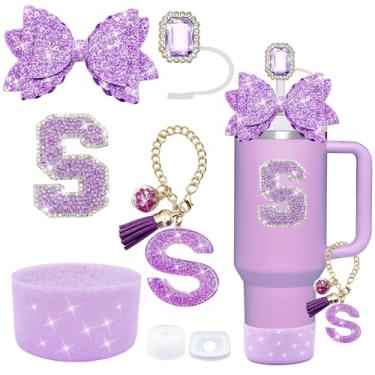 Imagem de Conjunto de acessórios de copo Stanley roxo de 7 peças, decorações de iniciais para Stanley Cup 850.5 g 1,134 g, inclui cobertura de canudo de joia, tampa à prova de derramamento, pingente de alça