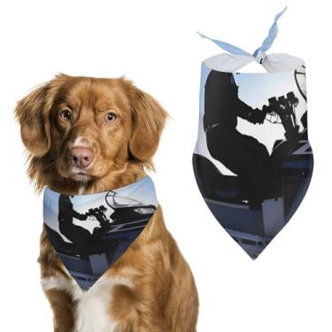 Imagem de Cachecol de poliéster triângulo estampado Snowmobile – Tamanho único (70 x 30 cm)