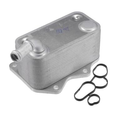 Imagem de VekAuto Kit de refrigerador de óleo do motor compatível com Volkswagen Passat 2006-2008, radiador de óleo de transmissão de tom prateado de liga de alumínio durável com vedações O-ring