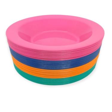 Imagem de Pratos Fundos Redondos de Plástico para refeições 22 cm x4 cm para Casa, Apartamento ou Kitnet, Perfeito para Churrasco e Festas (Cores Variadas,25 Pratos)