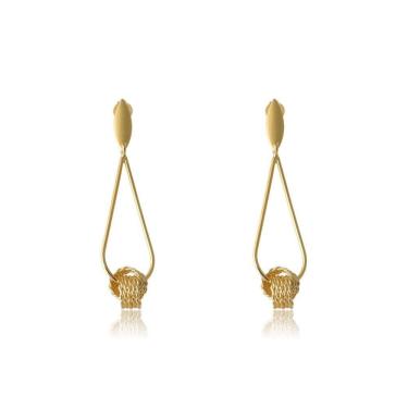 Imagem de Brinco Médio Gota Vazada Com Bola Trabalhada Enlaçada Folheado