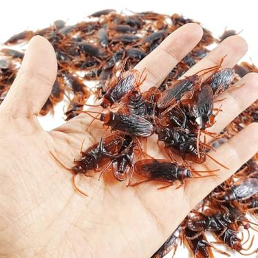 Imagem de GXXMEI 50 peças de baratas falsas de 4,5 cm, brinquedos favoritos de brincadeira parecem reais, insetos assustadores de plástico realistas, barata novidade para festa, Natal, Halloween, Dia das