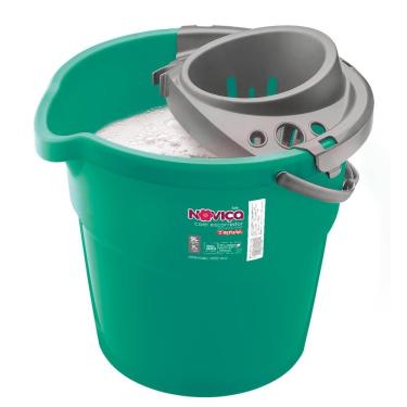 Imagem de Balde com Escorredor Noviça BT2021 para Limpeza Molhada em Plástico com Sistema para Torcer Mops Lavanderia Cinza